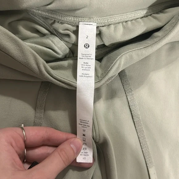Lululemon Sweatpants - Picture 3 of 8